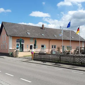 Maison d'hôtes Nesthocker Café-snackbar-pension-bauwagencamp