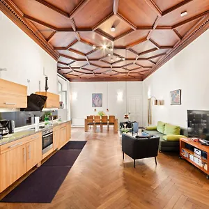 Aptc Downtown Monument4rent Near Checkpoint Charlie , Berlijn Duitsland